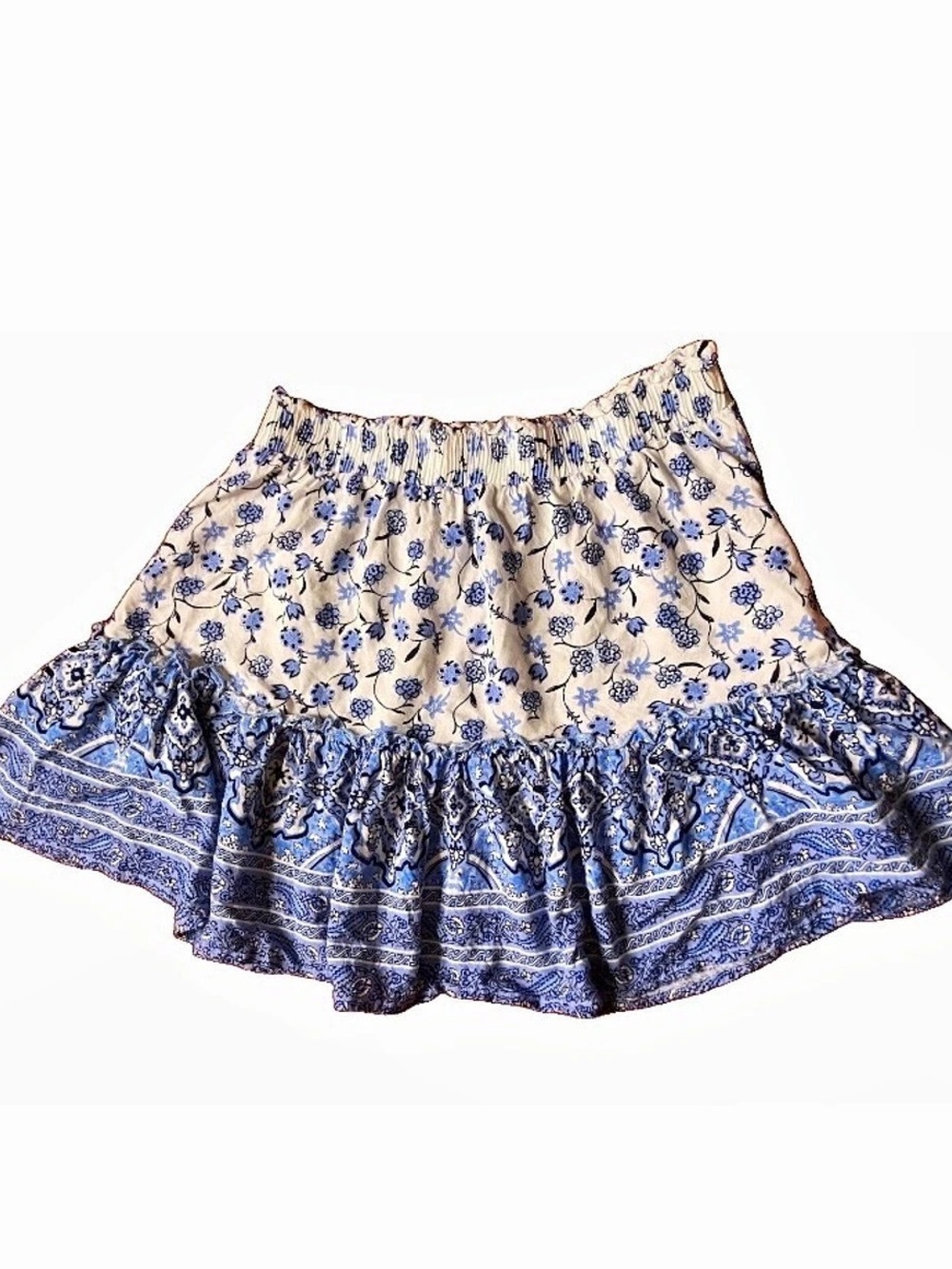 rue21 Floral Ruffle Mini Skirt in Blue & Cream Size Medium